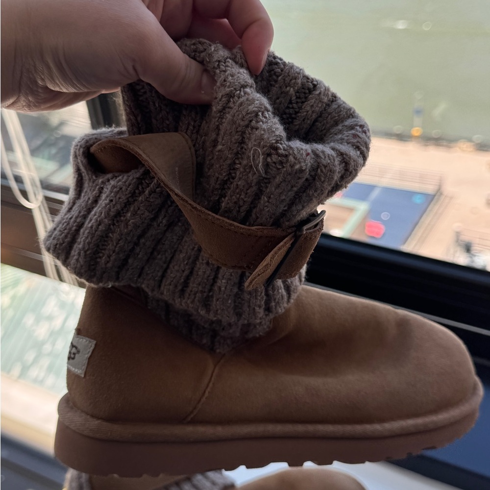 Chunky Brown Knitted Boot Accessory